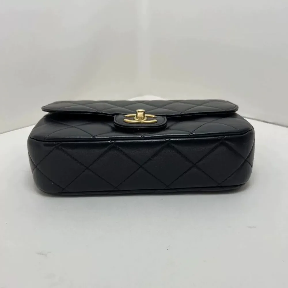 Chanel Women Pre-Loved Bag Very Good Condition